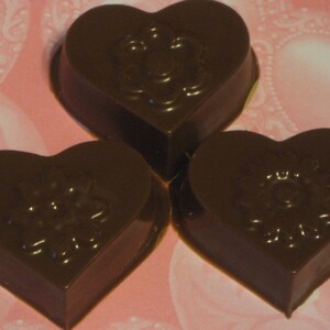 One dozen hearts and flowers caramel or peanut butter cup party favors image 4