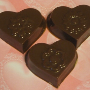 One dozen hearts and flowers caramel or peanut butter cup party favors image 1