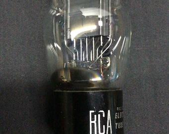Wzmacniacz radiowy RCA typu 45 ST z lampą próżniową 4-pinową Hickoka H.9407