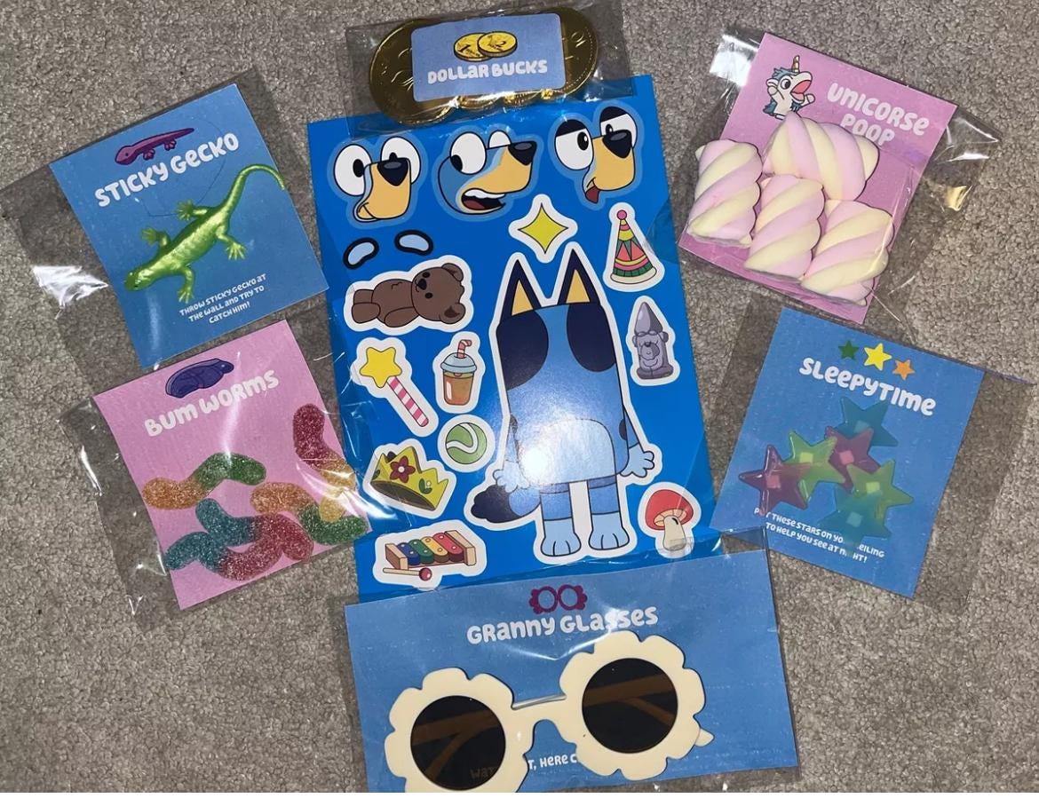 Bluey Party Favor Set
