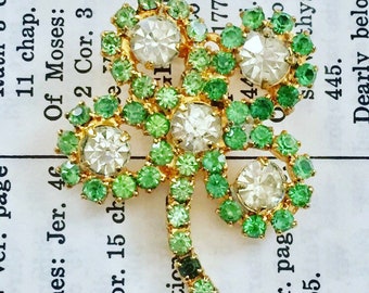 Four Leaf Clover Green Brooch vintage 1950s Rhinestone