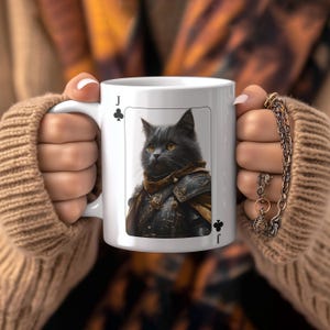 Tazza Jack of Clubs British Shorthair Cat - Design unico con carte da gioco, regalo per gli amanti degli animali, tazza da caffè con faccia da carta da gioco