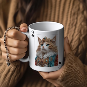 Mug Queen of Spade chat Maine coon - Tasse à café au design élégant | Cadeau unique pour amoureux des chats | Tasse à café style carte à jouer