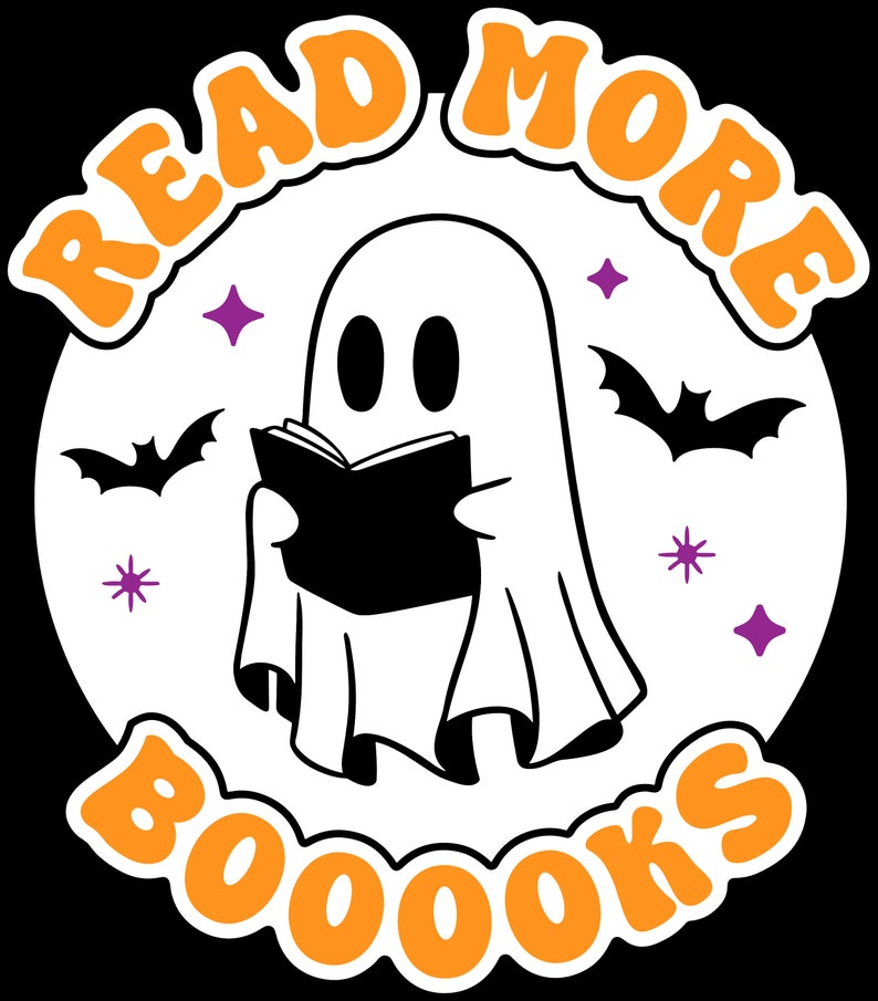 Puede incluir: Un fantasma blanco con un libro negro en sus manos, rodeado de murci&eacute;lagos y estrellas. El texto "READ MORE BOOOKS" est&aacute; en letras naranjas alrededor del fantasma.