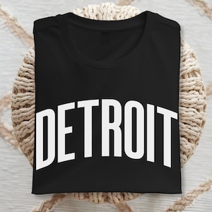 Detroit Short Sleeve T-Shirt, Unisex Graphic Tee, Soft Cotton Football Shirt, Vintage Style Detroit Tee, Casual Streetwear, Gift for Fans