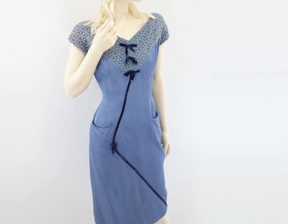 1960s wiggle dress