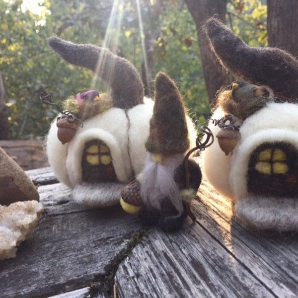 Pumpkin Fairy House decoration needle felt acorn porch light (woolcrazy) (made to order)