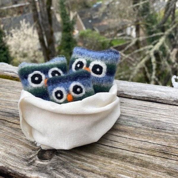 Blue Owl Family hand stitched with needle felt features kids toy... eco friendly wool (woolcrazy)