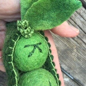 Personalized Felted Wool Peas in a Pod, 7th Anniversary Gift (please check size 3" length of top not including leaves) image 4
