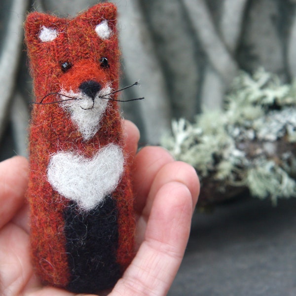 Red Fox with heart... upcycled fox needle felt wool eco-friendly (woolcrazy)