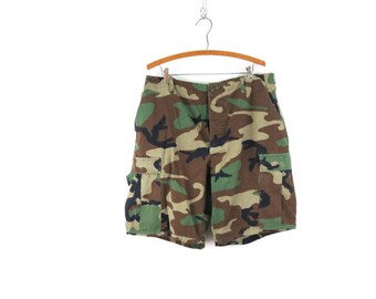distressed army fatigue shorts