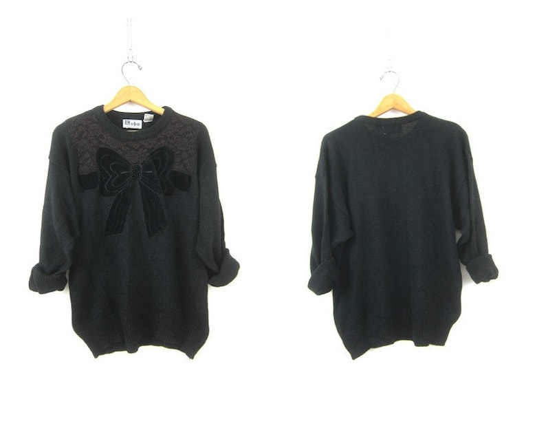 Black Velvet Bow Sweater 1980s Novelty Sweater 80s Vintage Holiday Jumper Hipster Top Womens size Large