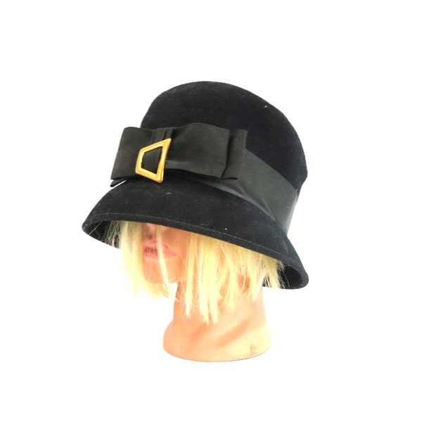 Vintage Black Wool Felt Hat Cloche Hat Mid Century Dress up Fashion Hat