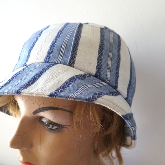 1960s Blue & White Striped Bucket Hat | Vintage S… - image 8