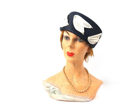 Vintage Navy Blue Hat 1960s Fashion Hat 