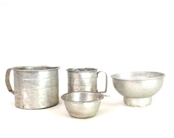 Vintage Aluminum metal Measuring Cups & Funnel / 1950s Kitchen Farmhouse Decor