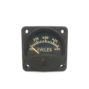 Vintage GE Cycles Meter Electrical Instrument Voltage Meter // steampunk shelf display