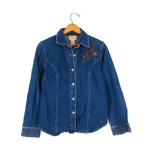 90s Jean Shirt with Floral Embroidery Vintage Button Up Embroidered Denim Shirt Women&#39;s Small