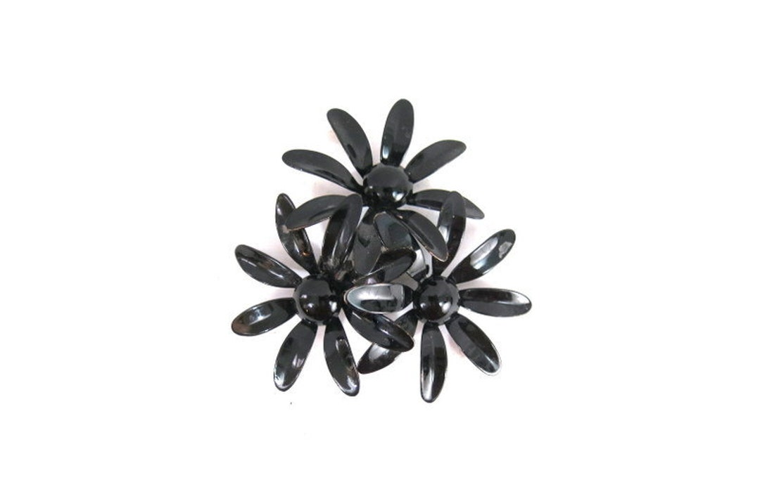 Black Flower Pin Large 1960's Floral Enamel Pin Vintage 60s MOD Floral ...