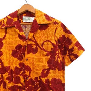 Vintage Diamond Head Loop Collar Shirt Tropical Beach Hawaiian Barkcloth Camp Shirt Retro Tiki Rockabilly Surfer Button Up / Medium