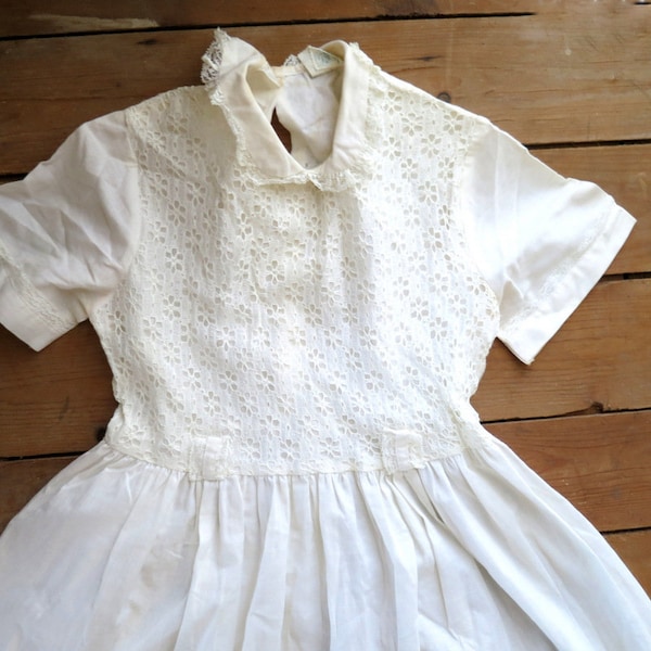 1950's Girl's Dress White Vintage Children's Dress / Child's Size 7