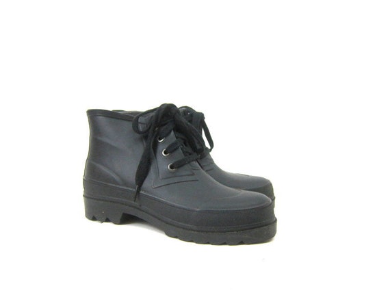 eddie bauer duck rain boots