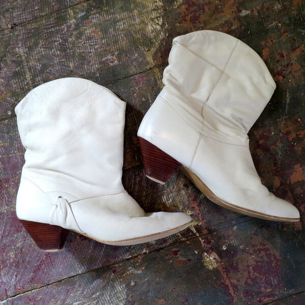 Wit lederen cowboylaarzen jaren '80 Slouchy laarzen Mid Calf Western laarsjes Minimal Vintage jaren 1980 Damesmaat 8