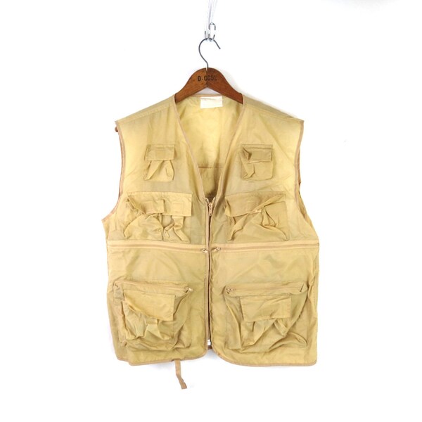 Nylon Fishing Vest Outdoors Sleeveless Jacket Vintage Camping Vest with Pockets Rugged Vest Jacket Medium