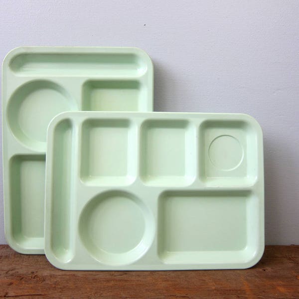 1 Mint Green Lunch tray Vintage Retro Green Plastic Army Cafeteria Dinner Plate King-Line Kingline Tray Picnic Plate