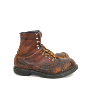 Vintage Brown Leather Red Wing Lace up Work Boots - Men display picture 3
