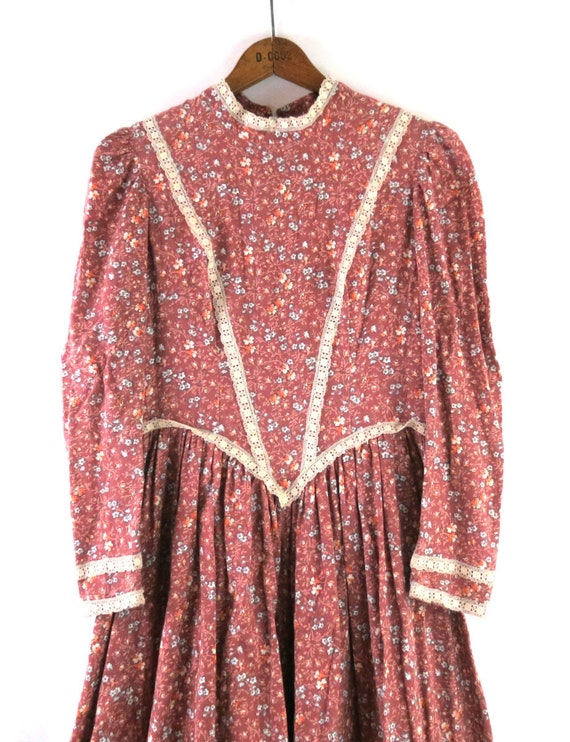 70s Floral Prairie Dress Vintage Handmade Boho Fo… - image 3