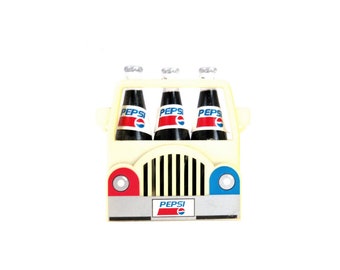 90s Vintage Kitchen Magnet for the Refrigerator / 3 Pepsi Cola Bottles in Carrying Case Truck Front