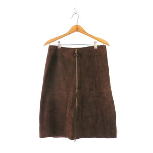 Jupe en cuir suédé Jupe marron longueur genou Jupe bohème minimaliste moderne des prairies Taille 8 pour femme image 1