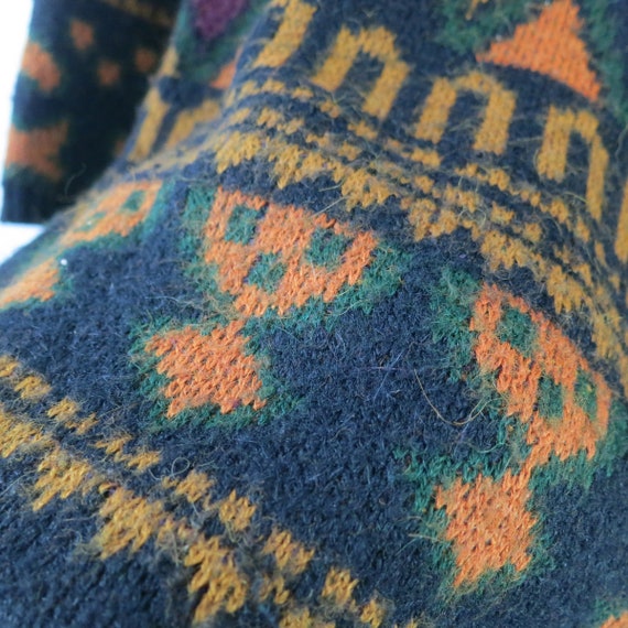 Triangle Pattern Turtleneck Sweater |  Vintage 90… - image 3