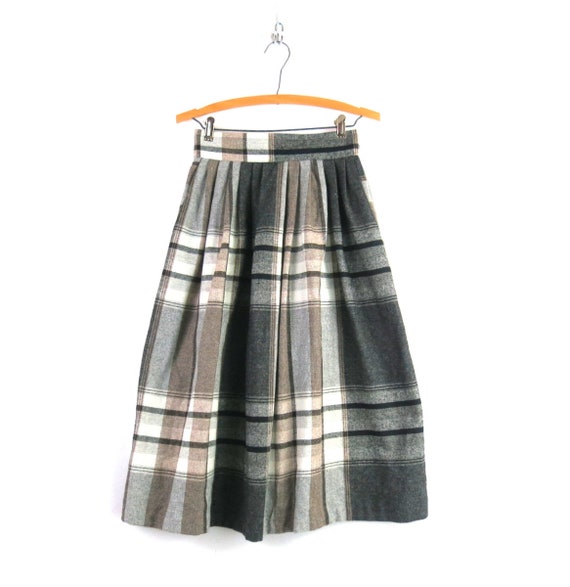 1970s Plaid Skirt High Waist White & Gray Skirt V… - image 1