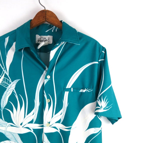 Green Hawaiian Shirt | Vintage Hilo Hattie Leaf P… - image 3