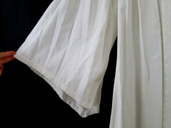 Vintage Choir Robe White Distressed Cotton CE War… - image 7