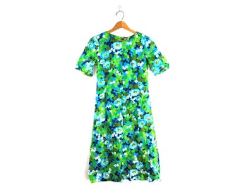 1960s Vintage DAISY Flower Dress Blue & Green Flower Dress MOD Ditsy Pattern Dress / Women's Small Medium