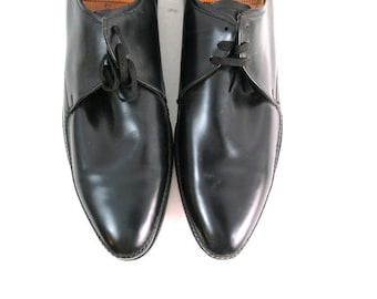 Vintage 1980's -florsheim- 'varsity' 20819 Long Wing Brogues