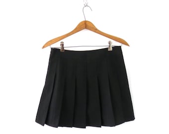 Black Pleated Mini Skirt | High Waist School Girl Skirt / 27 waist