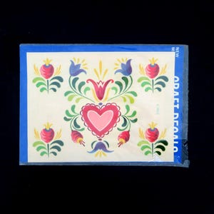 Décalcomanies artisanales Meyercord vintage, papier de collage de coeurs d'art populaire de découpage du milieu du siècle