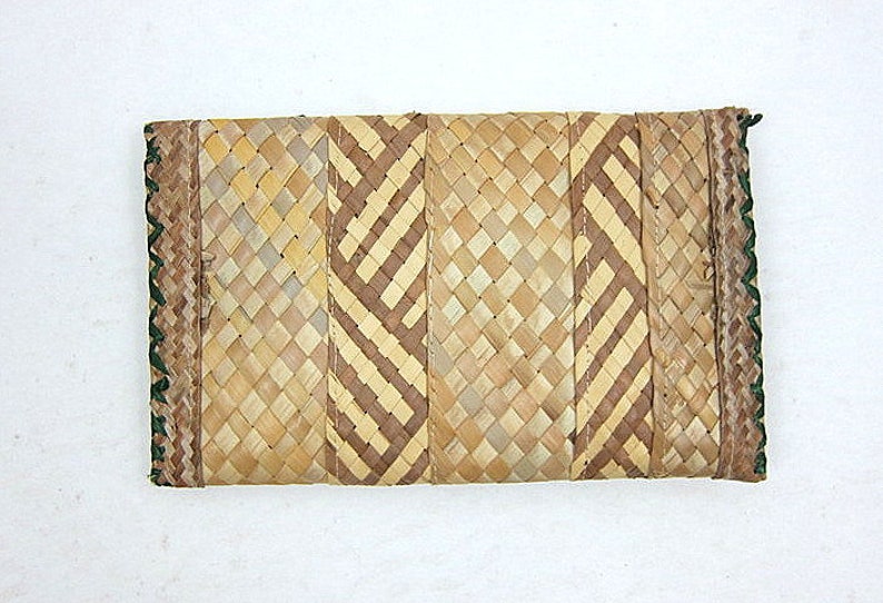 Straw Clutch Purse Wicker Floral Clutch Natural Beach Handbag Purse 80s Weave Beach Purse Hippie Summer Vacation Bag Envelope Clutch