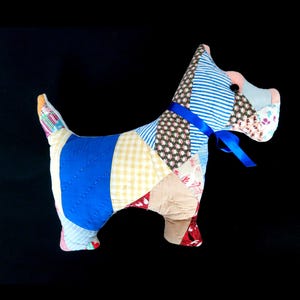 Vintage Handmade Quilted Scottie Dog Pillow: Patchwork Decor