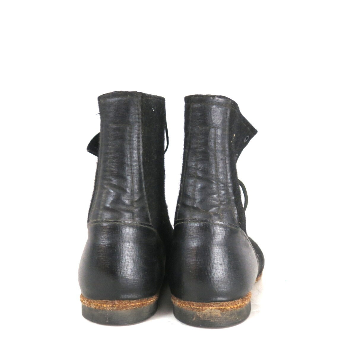 Vintage US Air Force Wool Felt Flight Boots - Hiker Heel  display picture 3