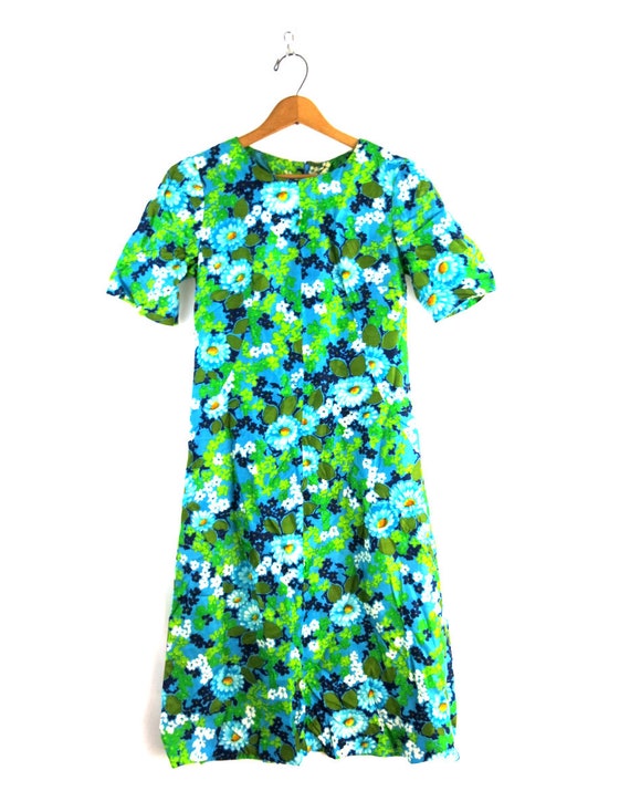 1960s Vintage DAISY Dress Blue & Green Flower Pattern… Gem