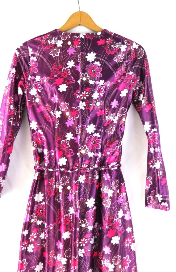 Long Maxi Floral Dress Retro 1970s Dress Purple F… - image 9