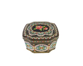Vintage Floral Rose Motif Tin Storage Container Box With Lid