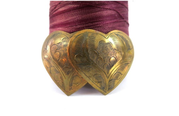 Double Heart Antiqued Brass Engraved Brooch / Vin… - image 3