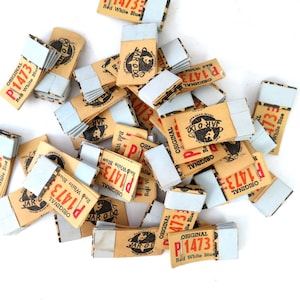 Stare bilety na loterię | Kolekcja papierowych pamiątek Jar-a-Do | Reklama stemplowanych numerów Scrapbooking | Gra w bilety w słoiku z klejem