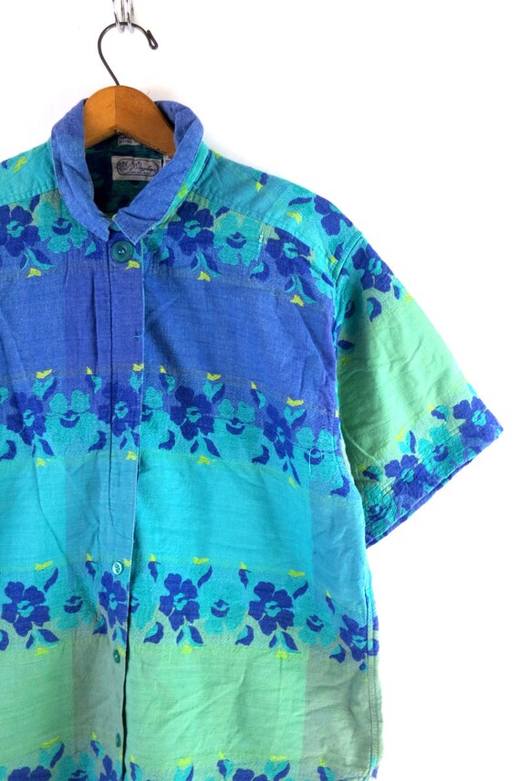 90s 2 Piece Shirt & Shorts Matching Short Sleeve … - image 4
